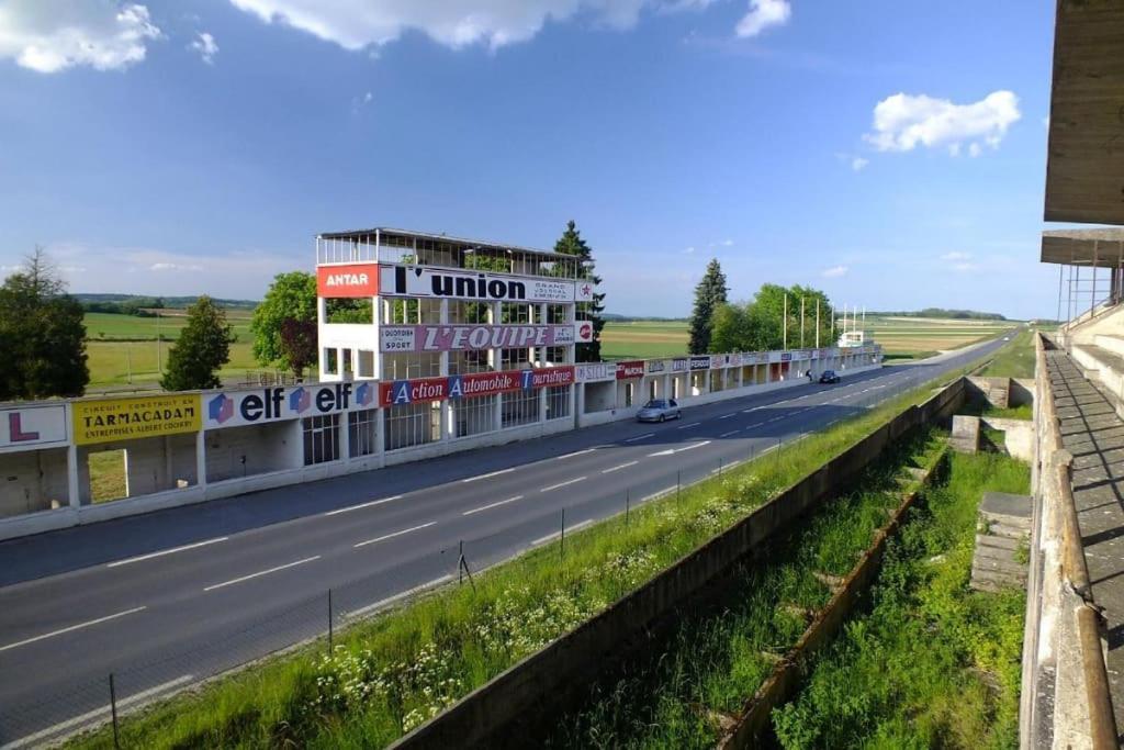 Les 3 Bulles Lägenhet Gueux Exteriör bild